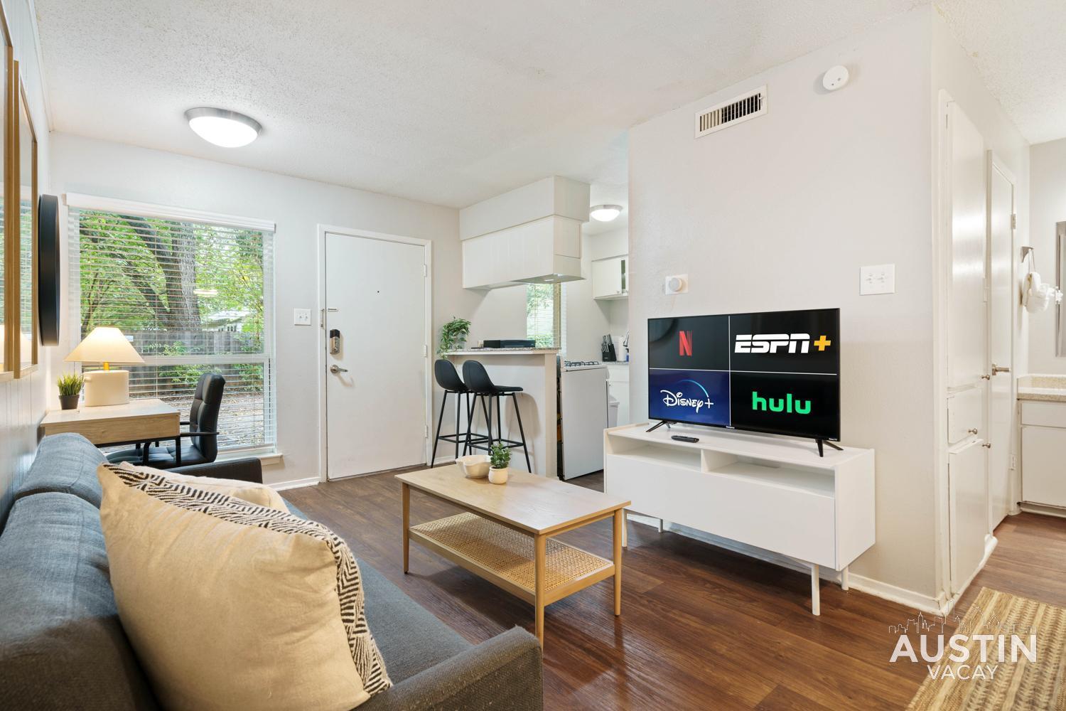 Apartment 1st Floor Hyde Park Bathtub And Free Parking Austin