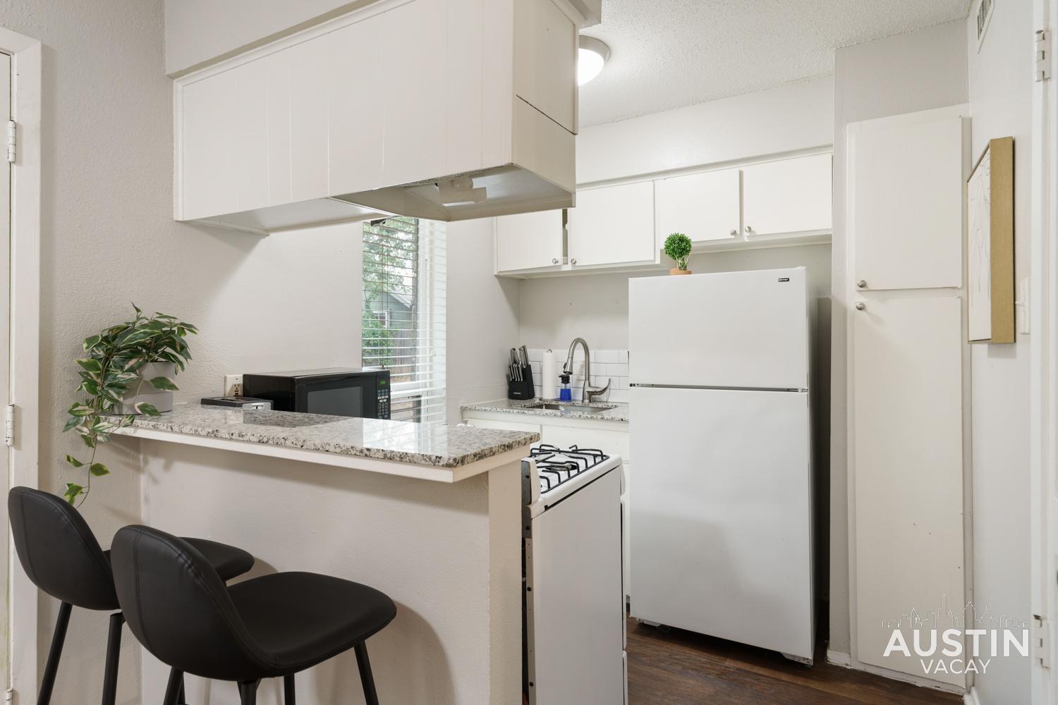 1st Floor Hyde Park Bathtub And Free Parking * Austin