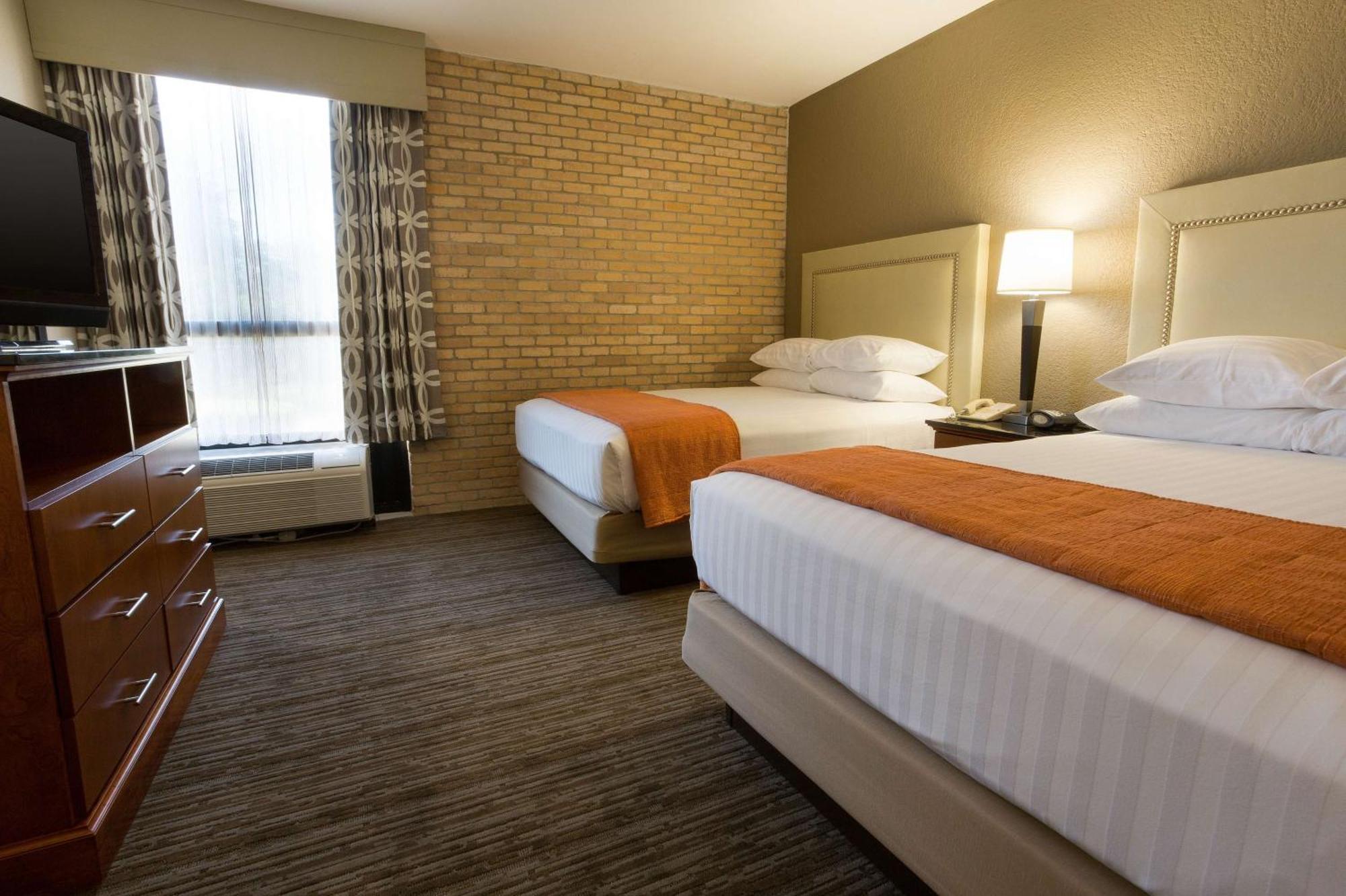 Hotel Drury & North