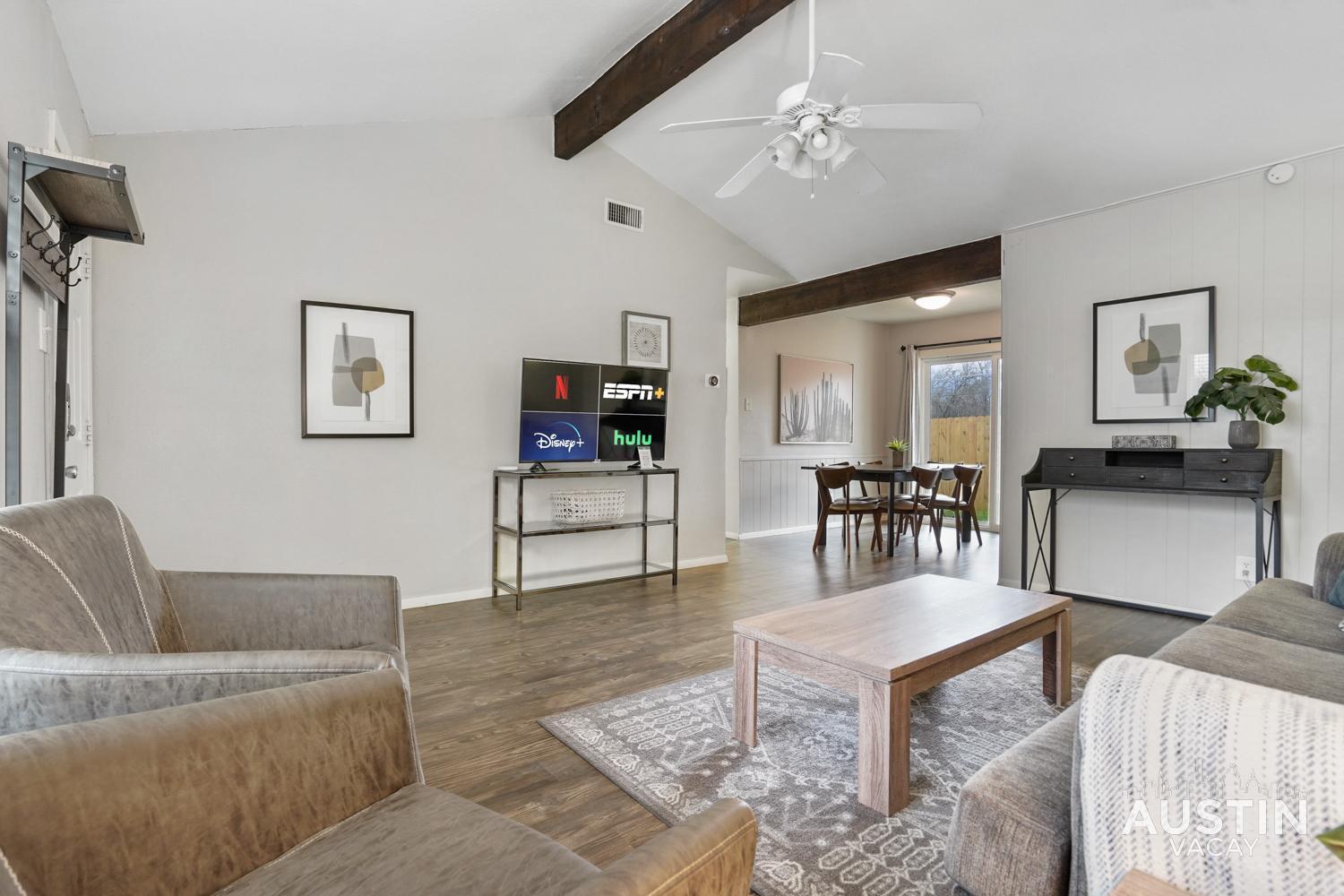 Pets Welcome Great Space Backyard Near Zilker Apartment