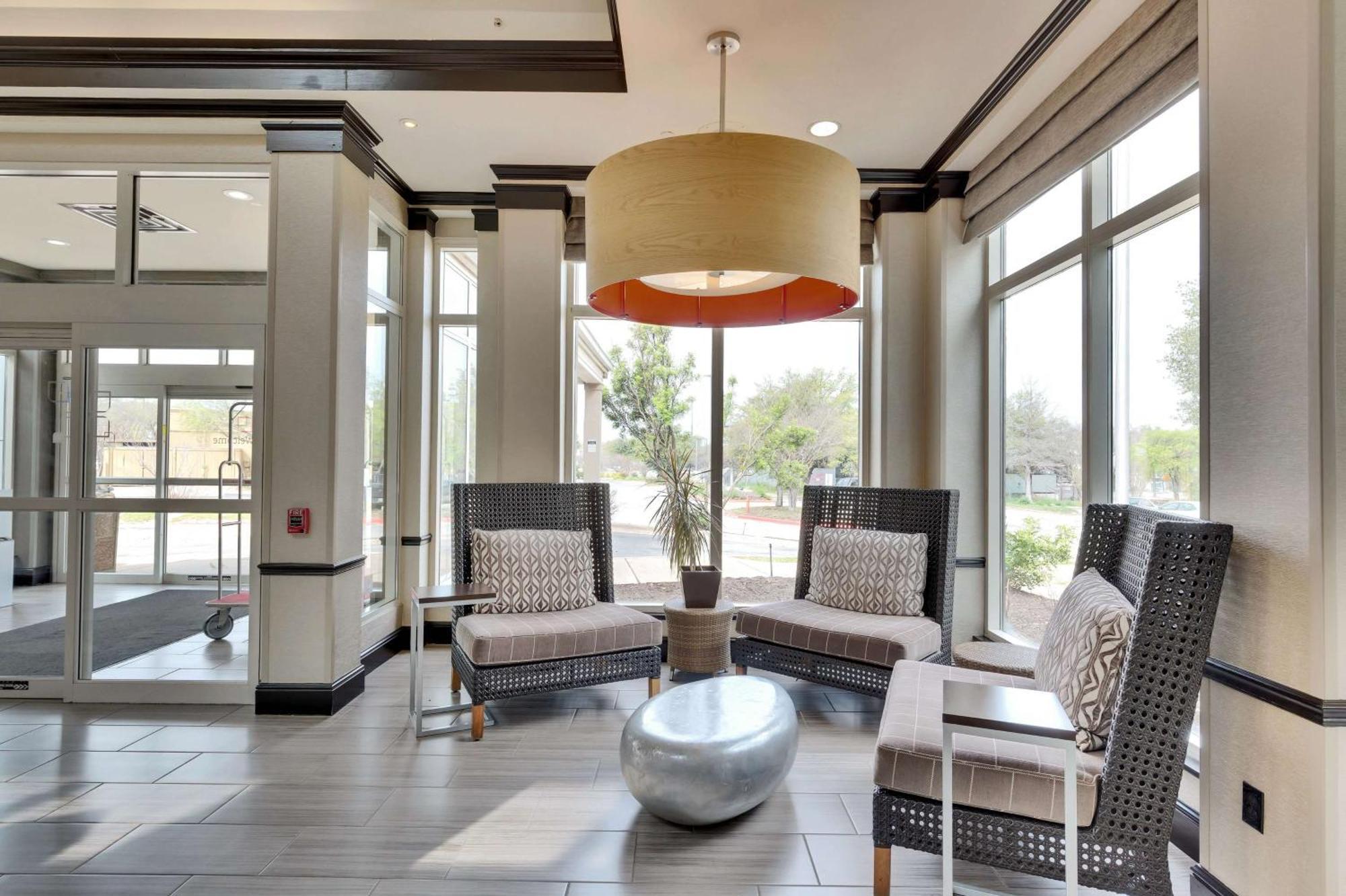 Hilton Garden Northwest/arboretum Austin