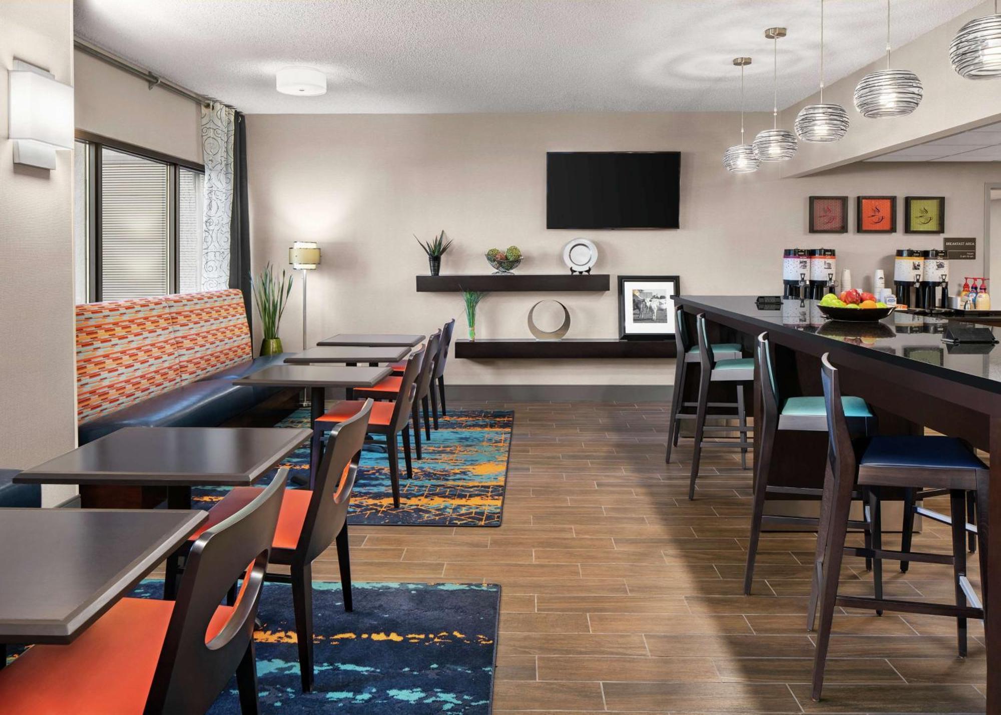 Hotel Hampton North 3*
