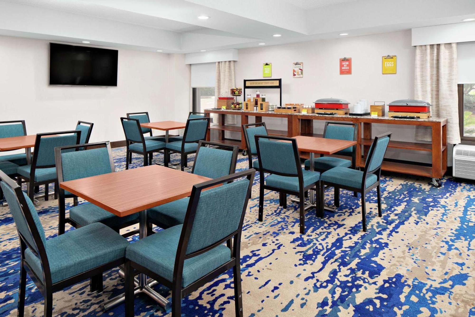 Hotel Hampton North 3*
