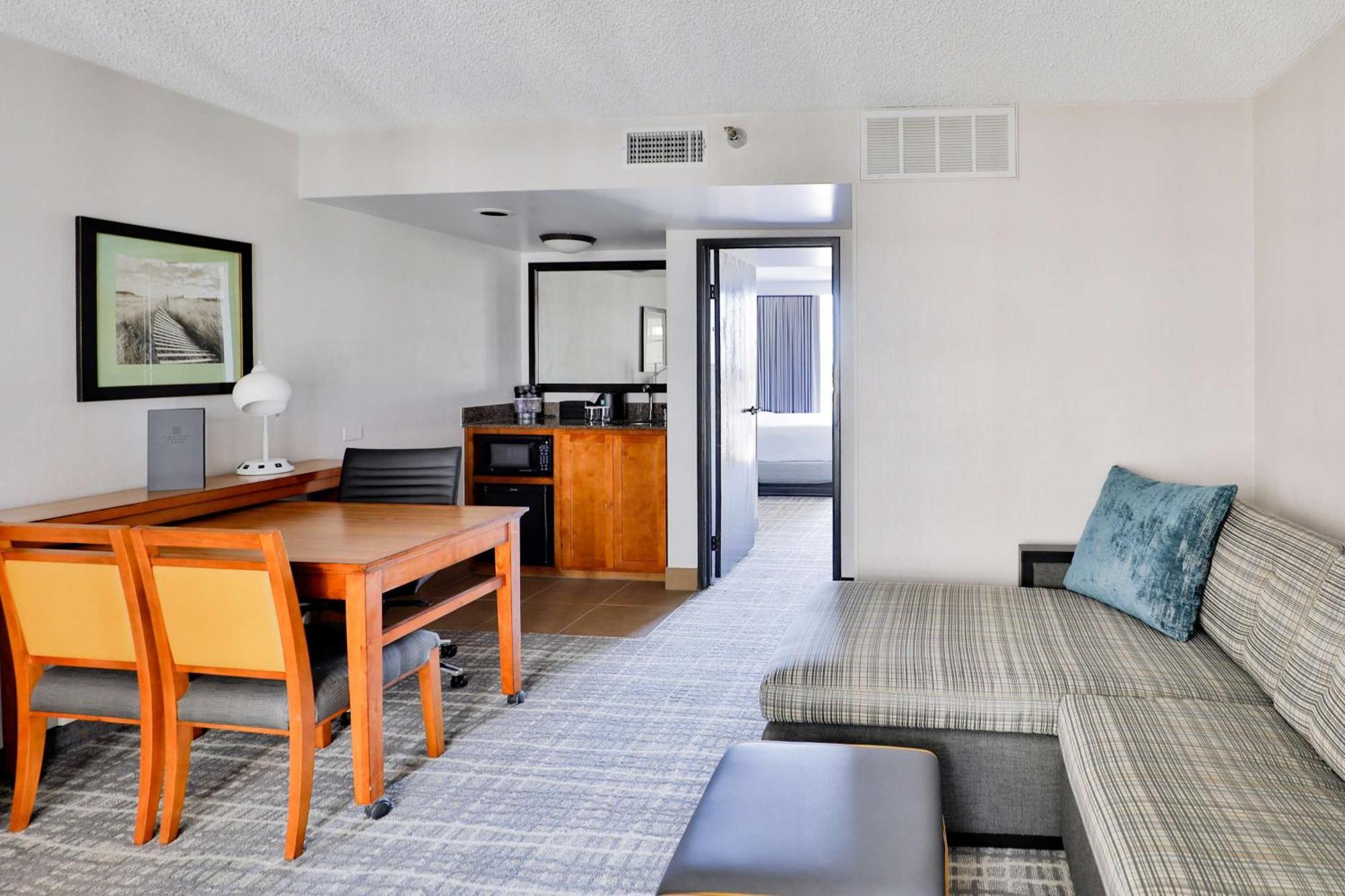 Embassy By Hilton 3*