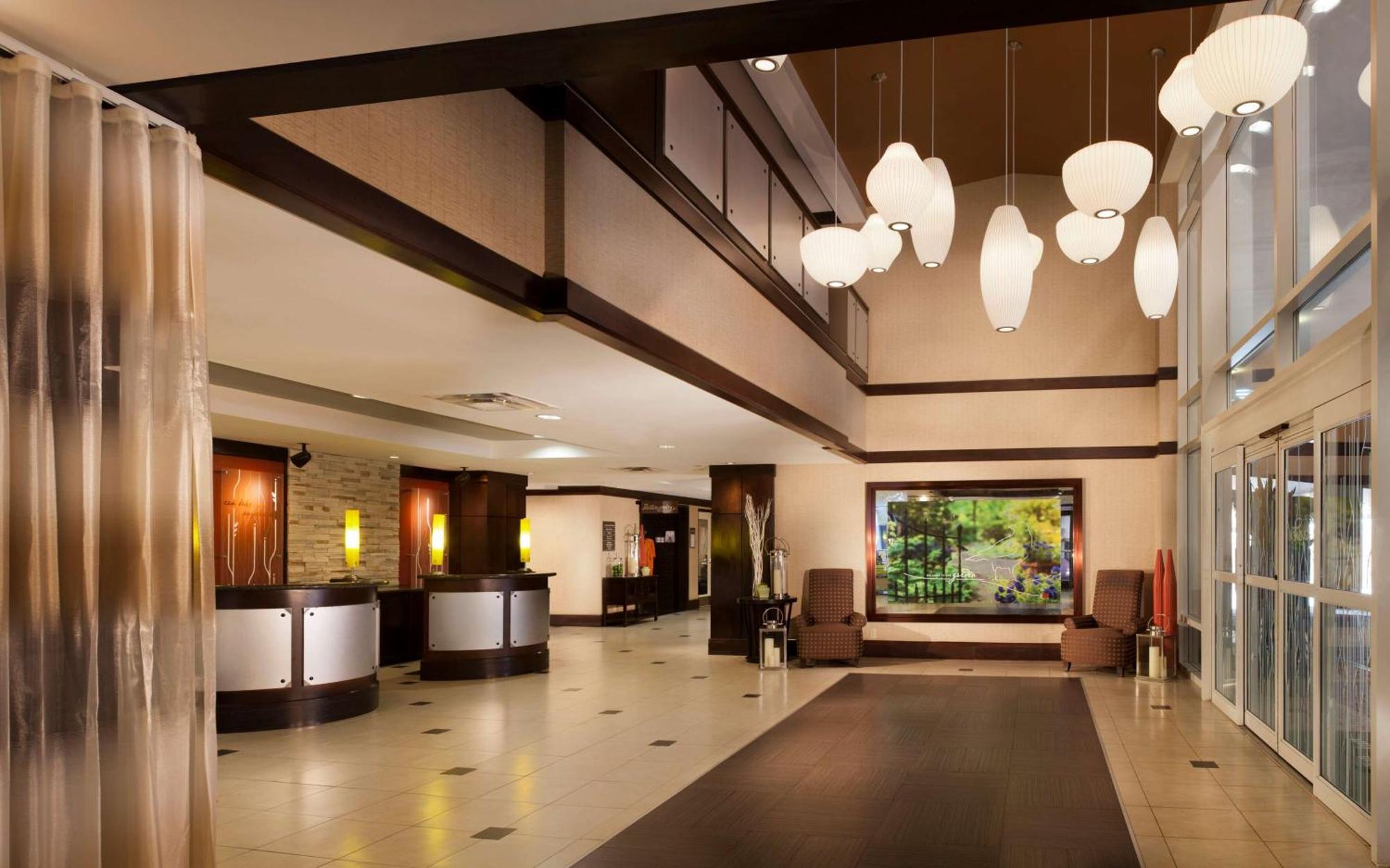 Hotel Hilton Garden Downtown-convention Center 3*