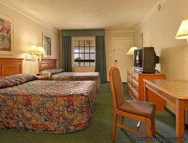 Baymont By Wyndham Area Hotel 3*