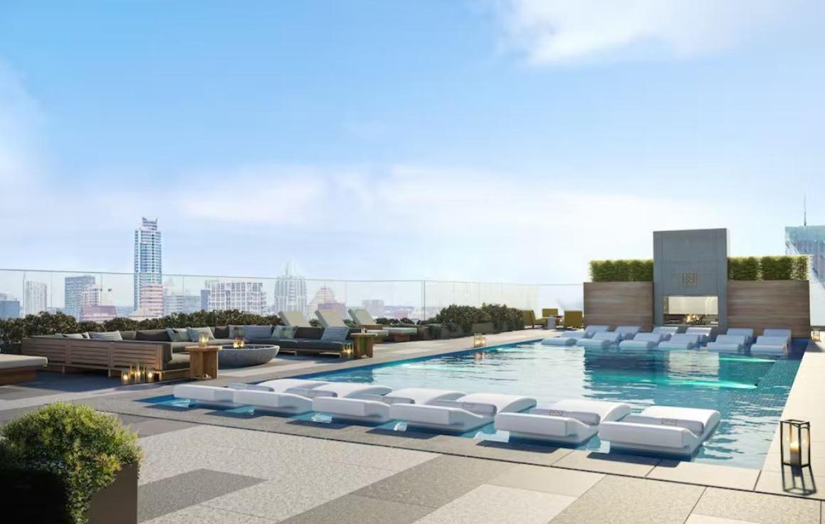 Amarillo Rooftop Pool By Barcle Holiday home