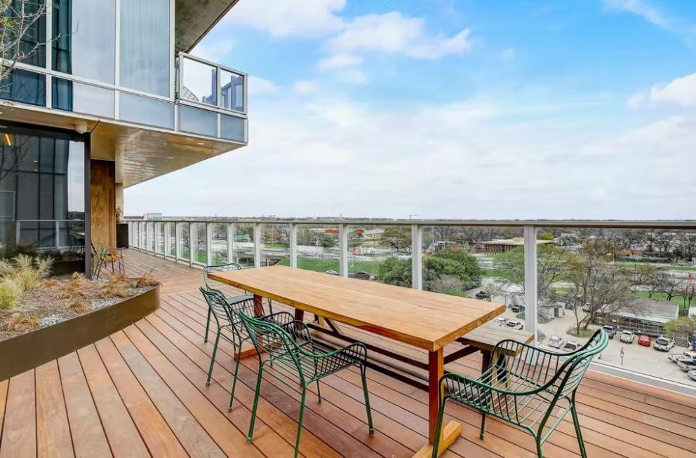 Amarillo Rooftop Pool By Barcle *