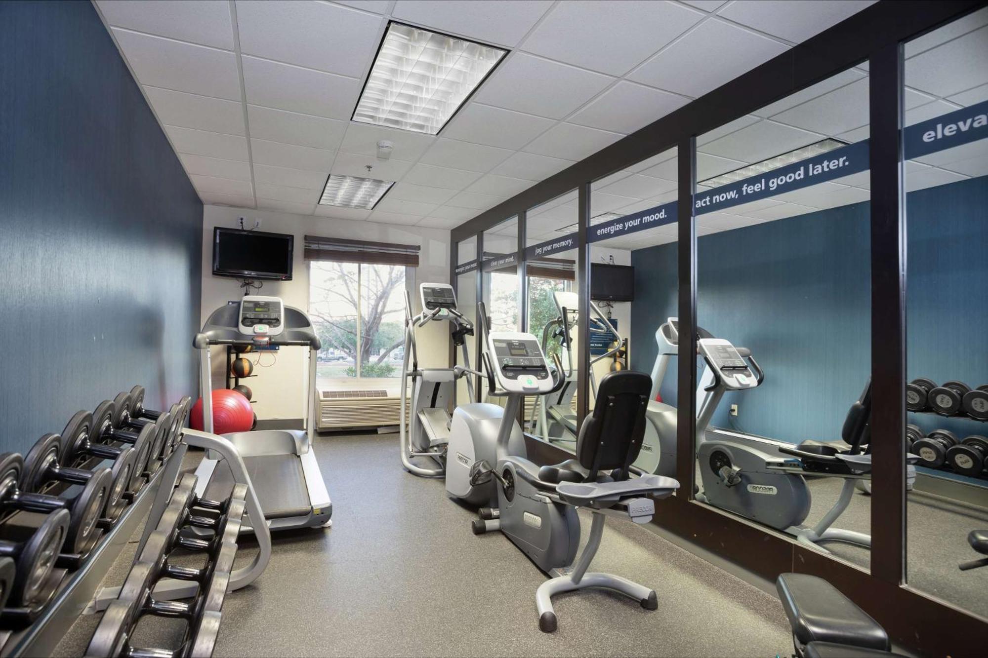Hampton & Suites-austin Airport Hotel 3*