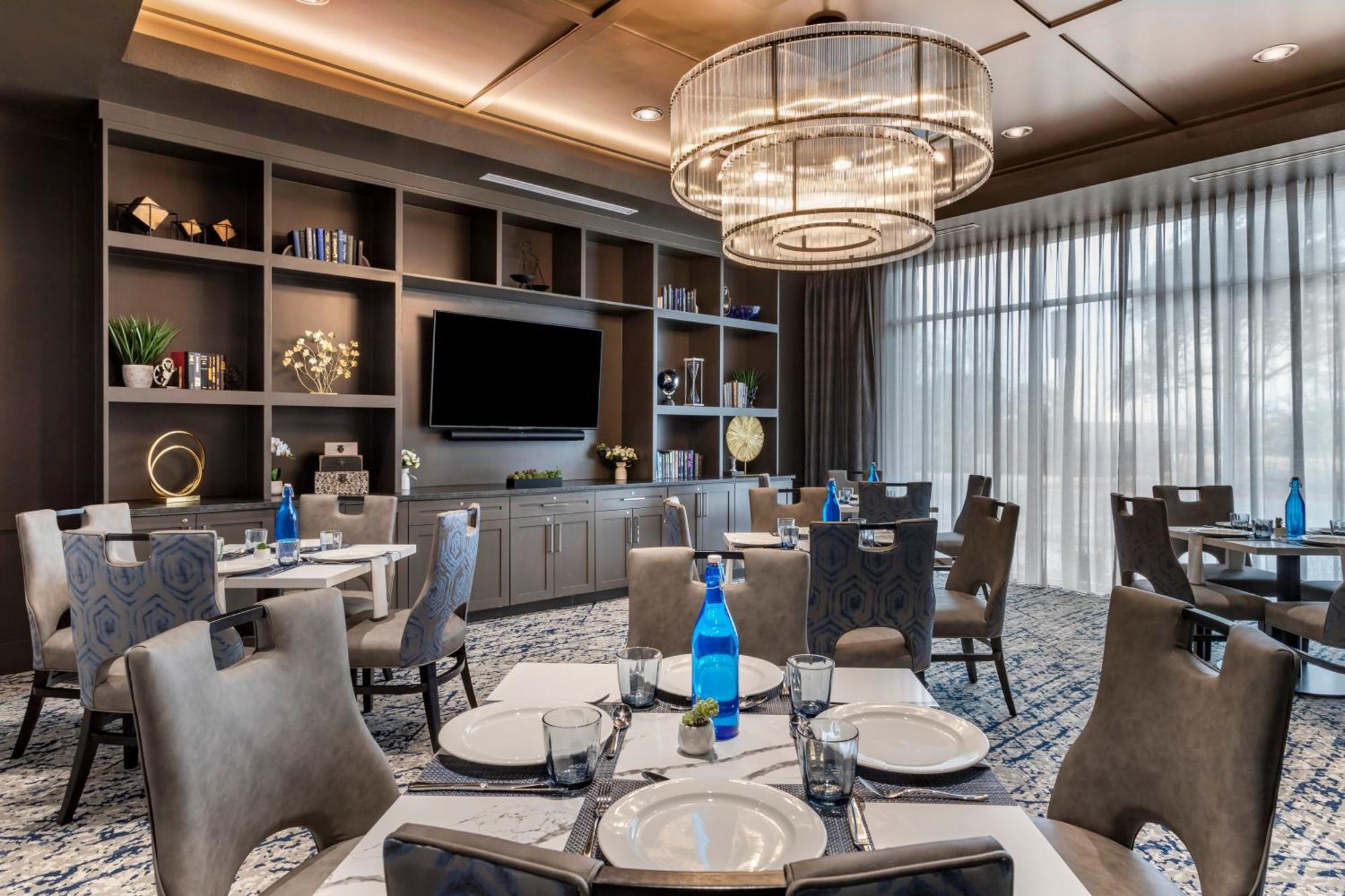 Cambria Uptown Near The Domain * Austin