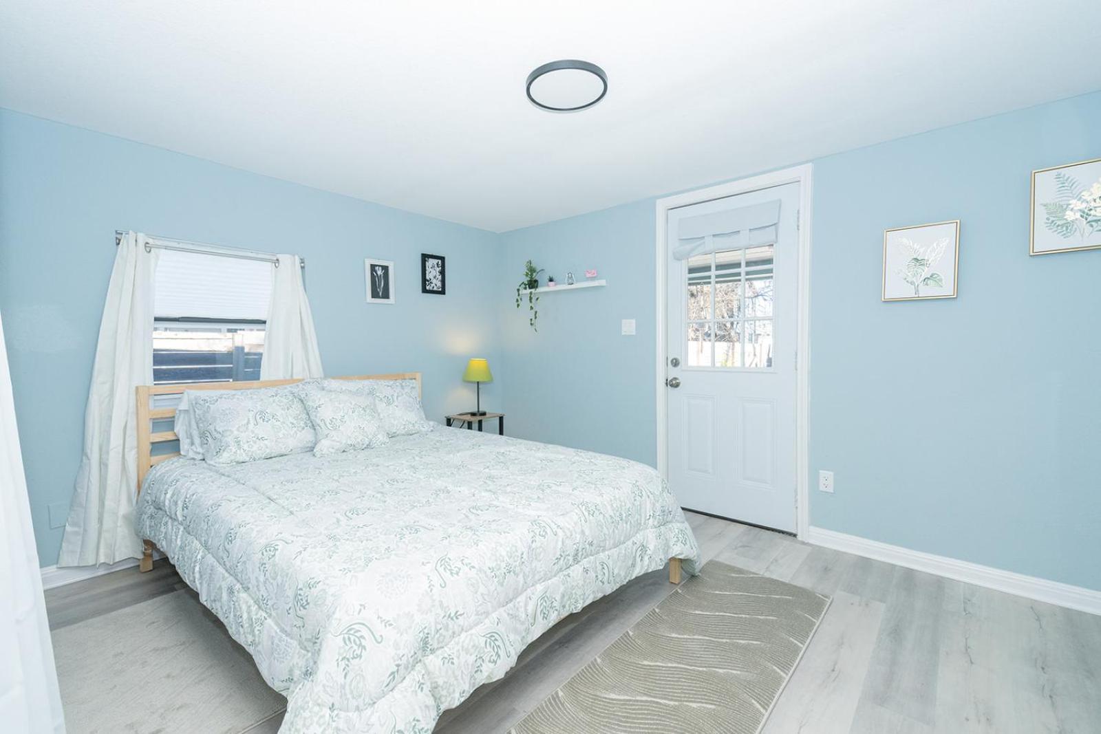Two Homes, One Prime Location - Steps Away From Austin'S Best Spots Holiday home