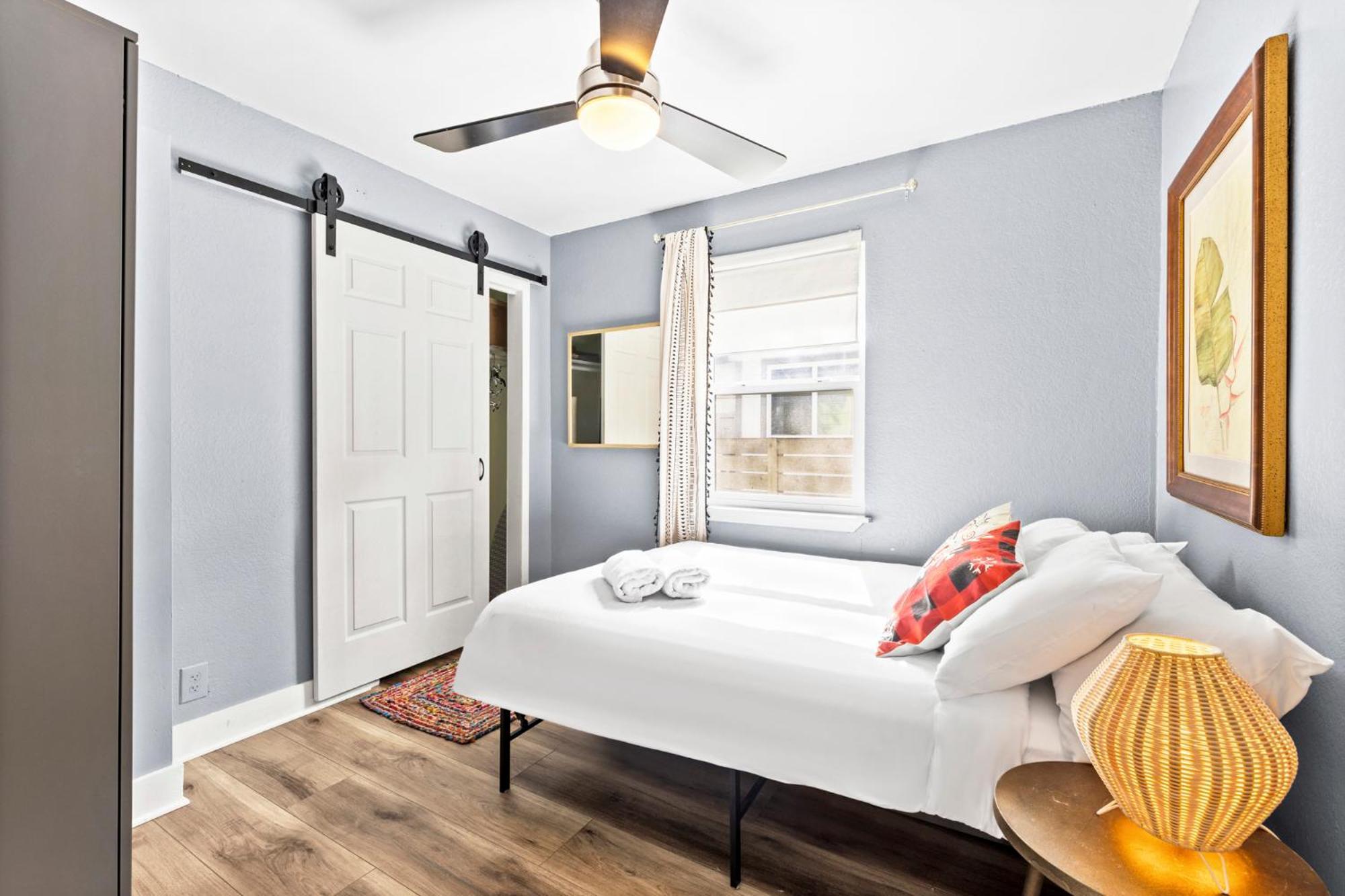 Two Homes, One Prime Location - Steps Away From Austin'S Best Spots