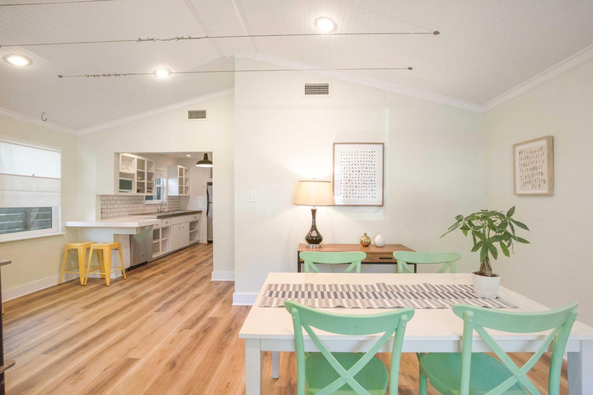Two Homes, One Prime Location - Steps Away From Austin'S Best Spots Austin