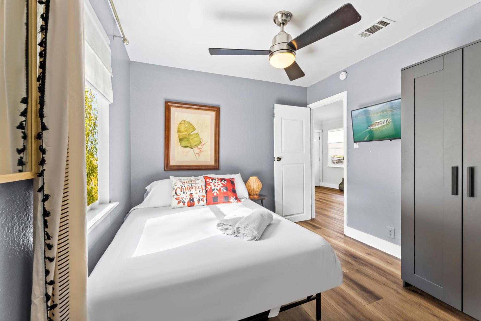 Relax By The Pool, Gather In Yard, Walk To 6Th St & Dtwn'S Top Eateries Holiday home Austin