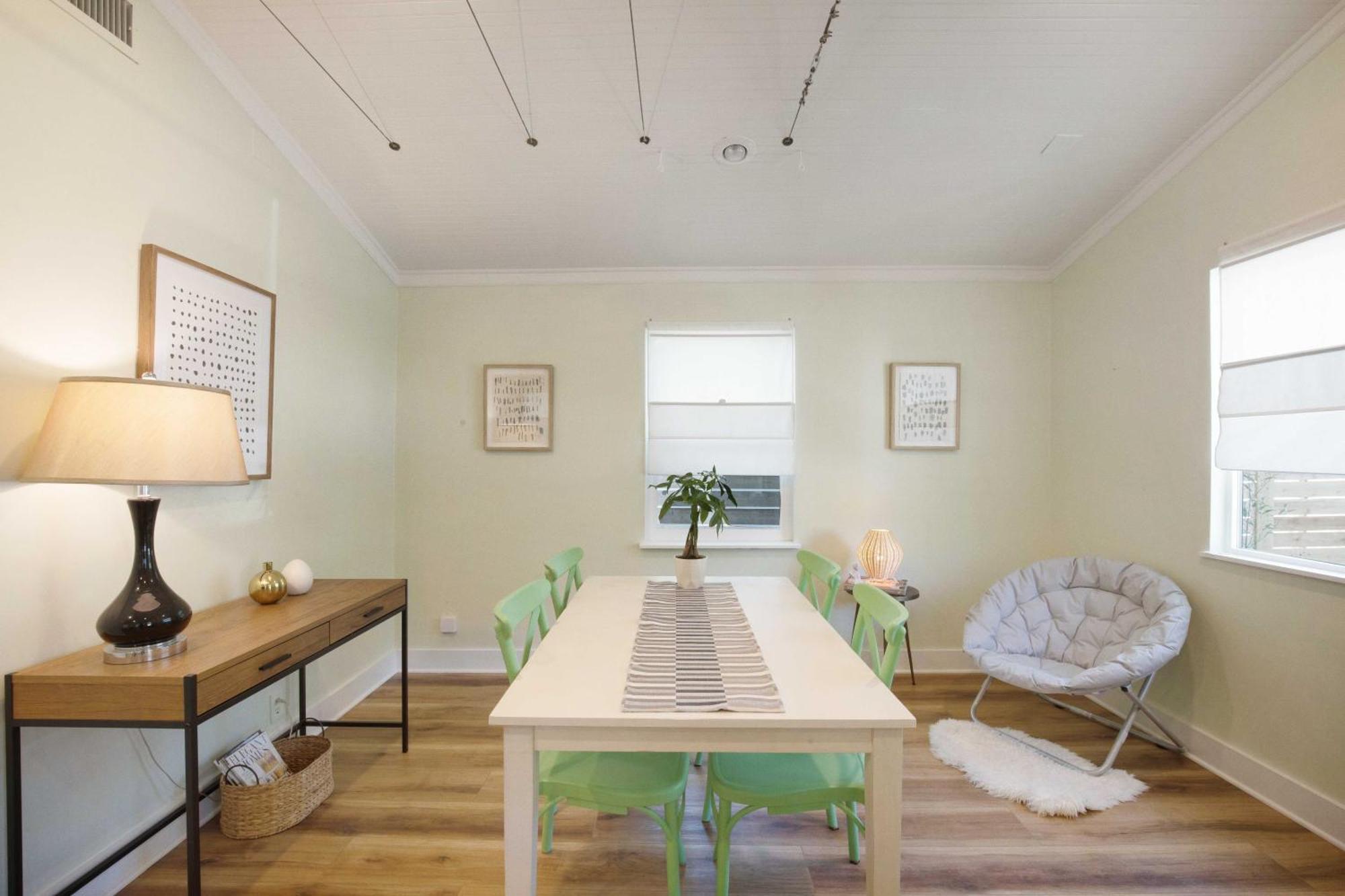 Relax By The Pool, Gather In Yard, Walk To 6Th St & Dtwn'S Top Eateries