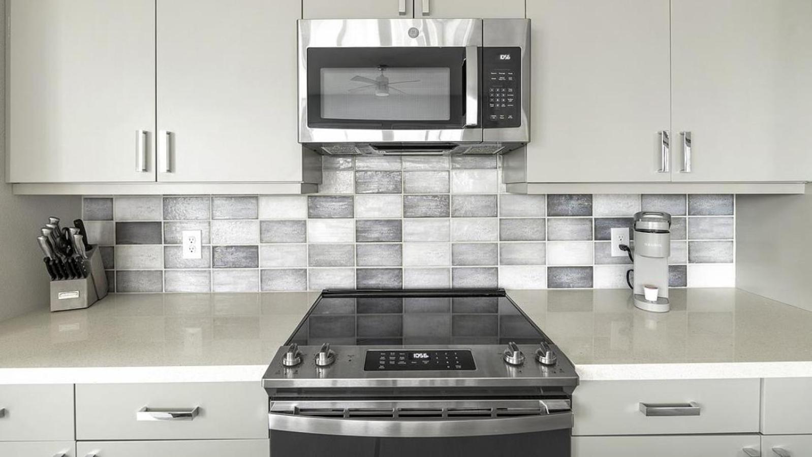 Landing Modern With Amazing Amenities Apartment *