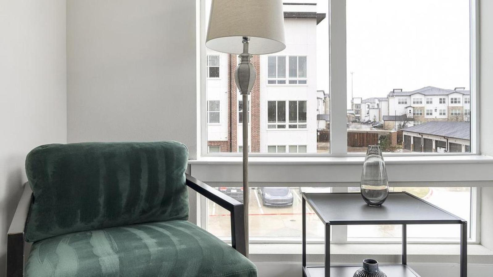 Landing Modern With Amazing Amenities Austin