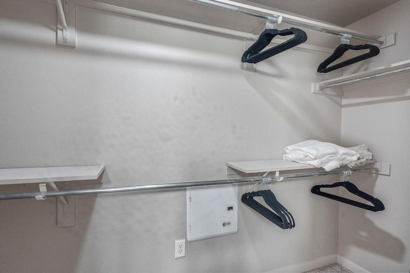 Landing Modern With Amazing Amenities Apartment Austin