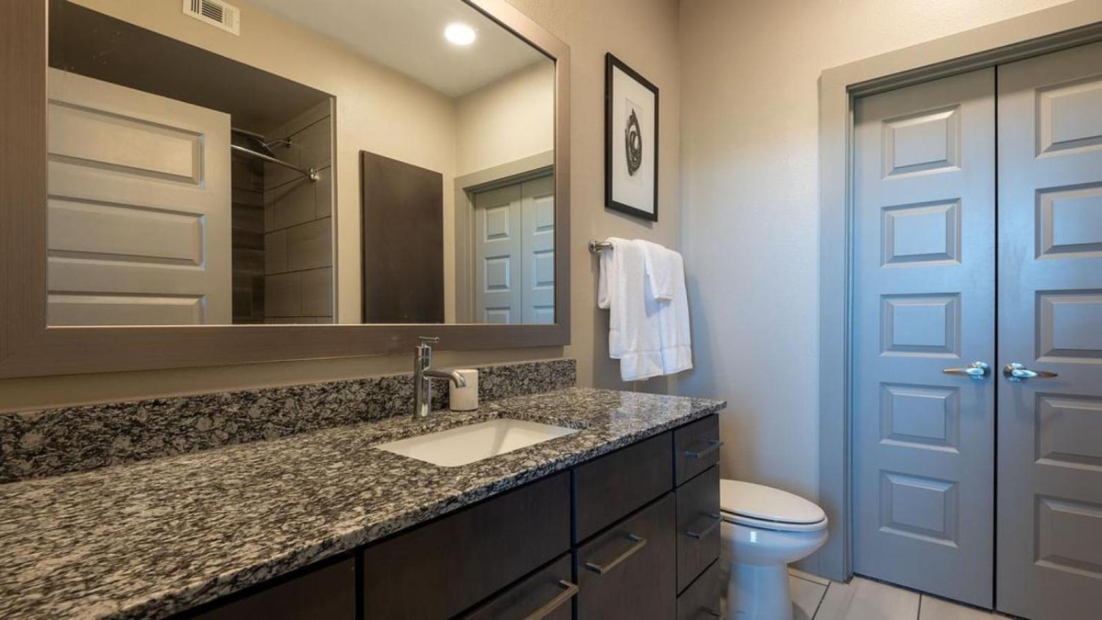 Landing Modern With Amazing Amenities