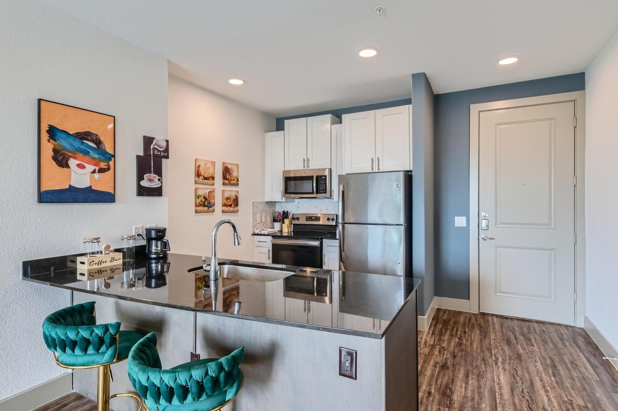 Apartment Chateau At Robertson Hill