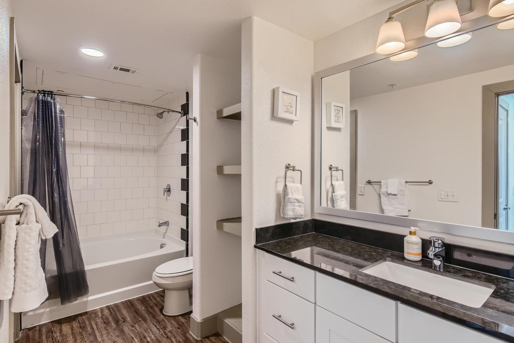 Apartment Chateau At Robertson Hill
