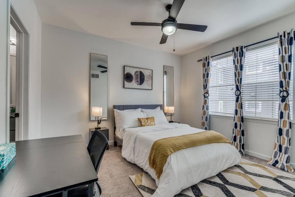 Luxurious 2br+resort Style Pool_5 Min To Domain *