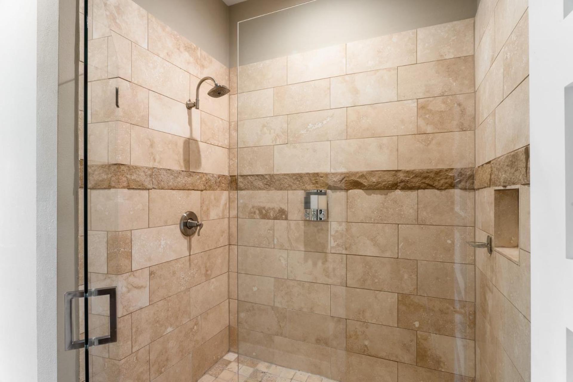 Upstay - New Modern With Private Pool Austin