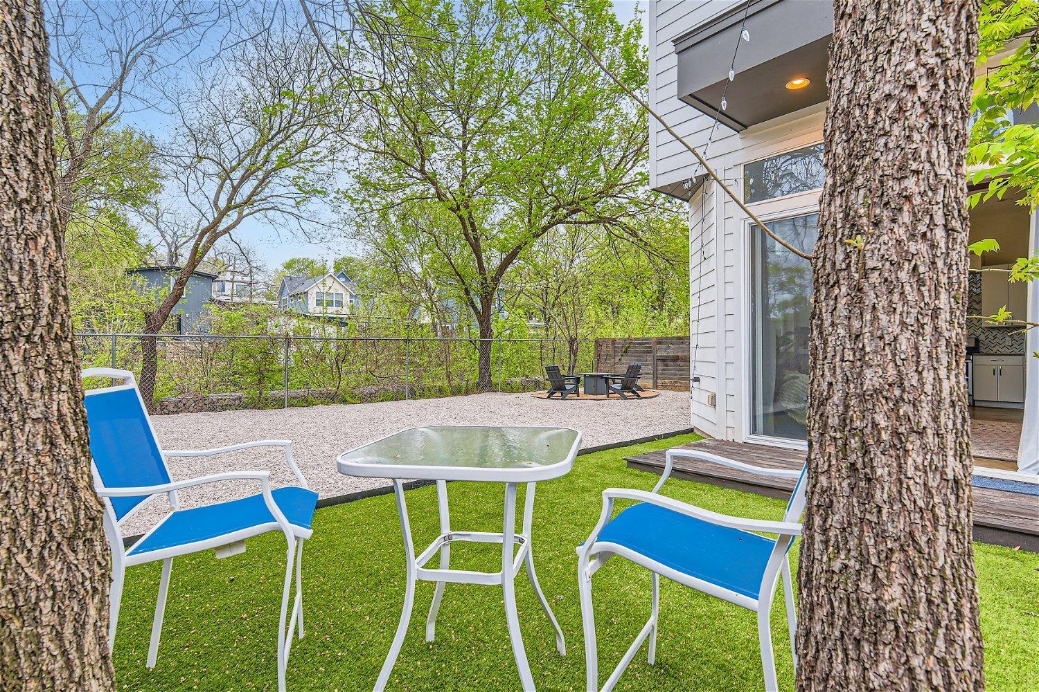 Off The Hook In With Chic 2br Retreat Firepit Holiday home Austin