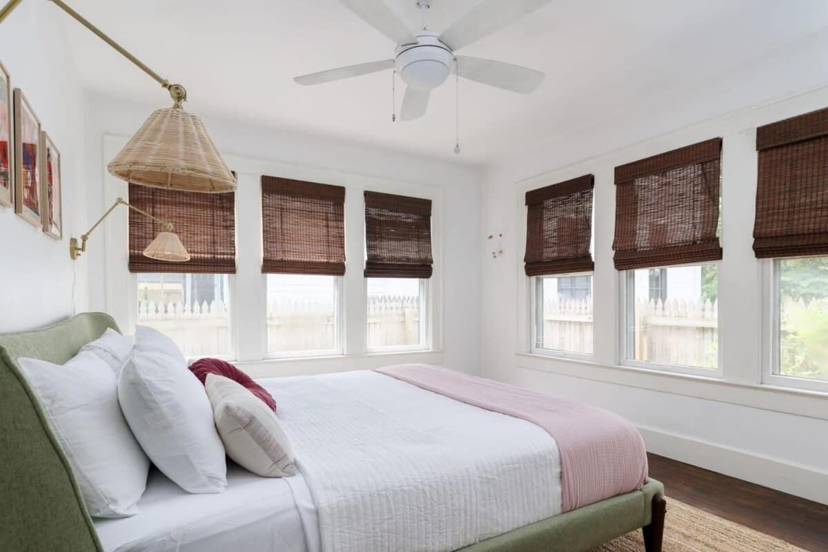 Free Parking 2br East Side - Fresco By Portoro *
