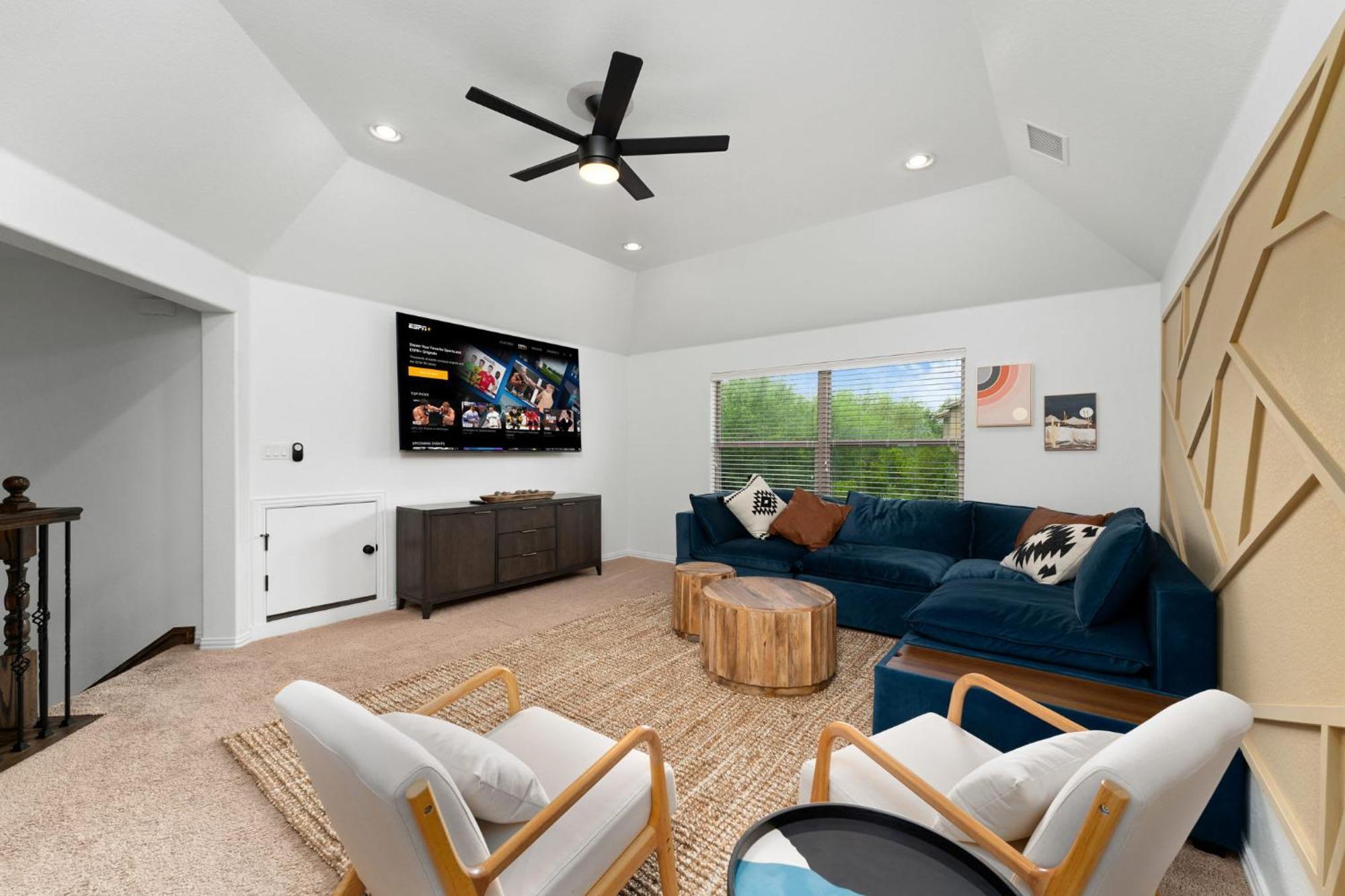 Upstay - Spacious W Pool-hot Tub-office-yard * Austin