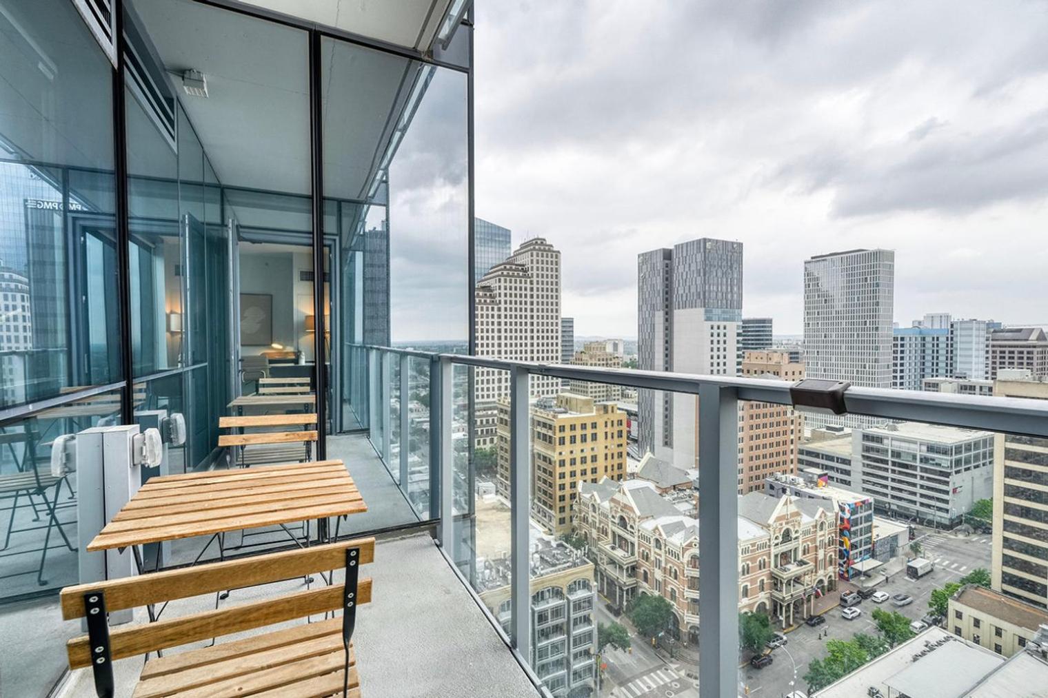 Apartment Blueground Downtown Gym Deck Pool Nr Dining Atx-255 *
