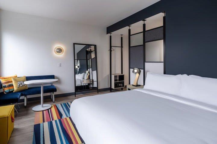 Aloft South Hotel