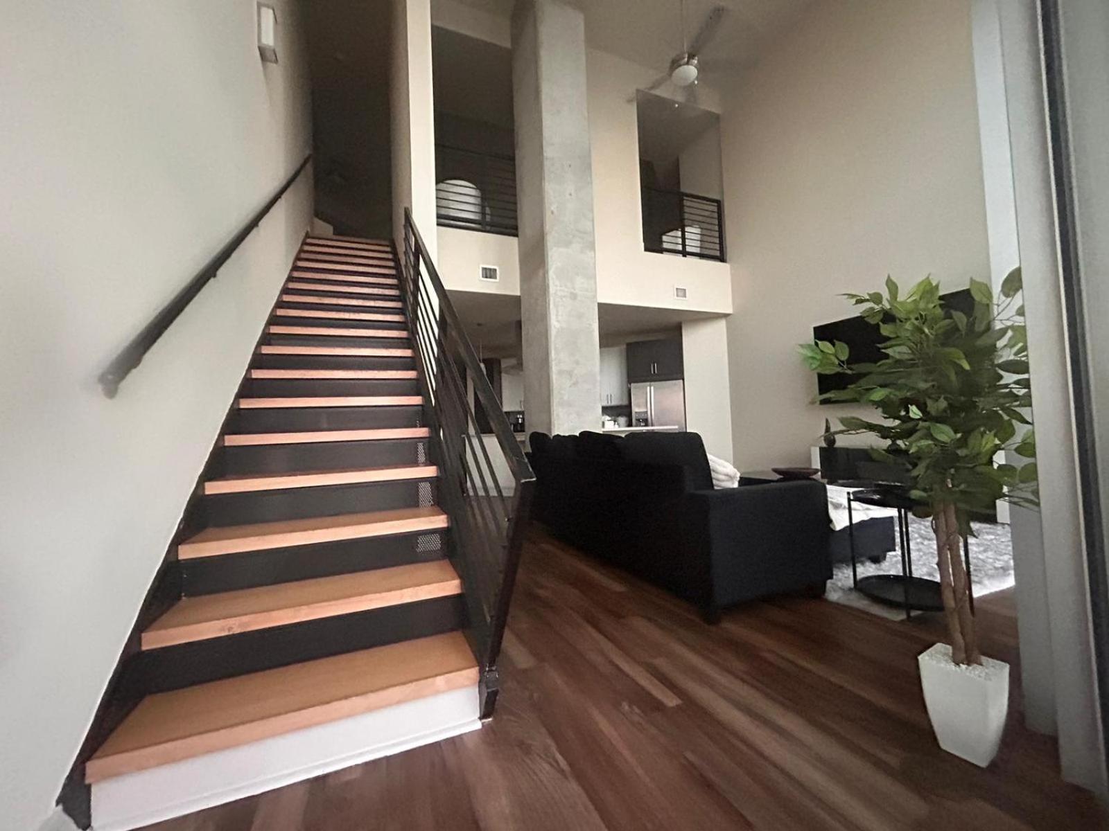 Seize The Extraordinary Elevate Your Lifestyle In Downtown Austin's Pinnacle Penthouse Paradise Austin
