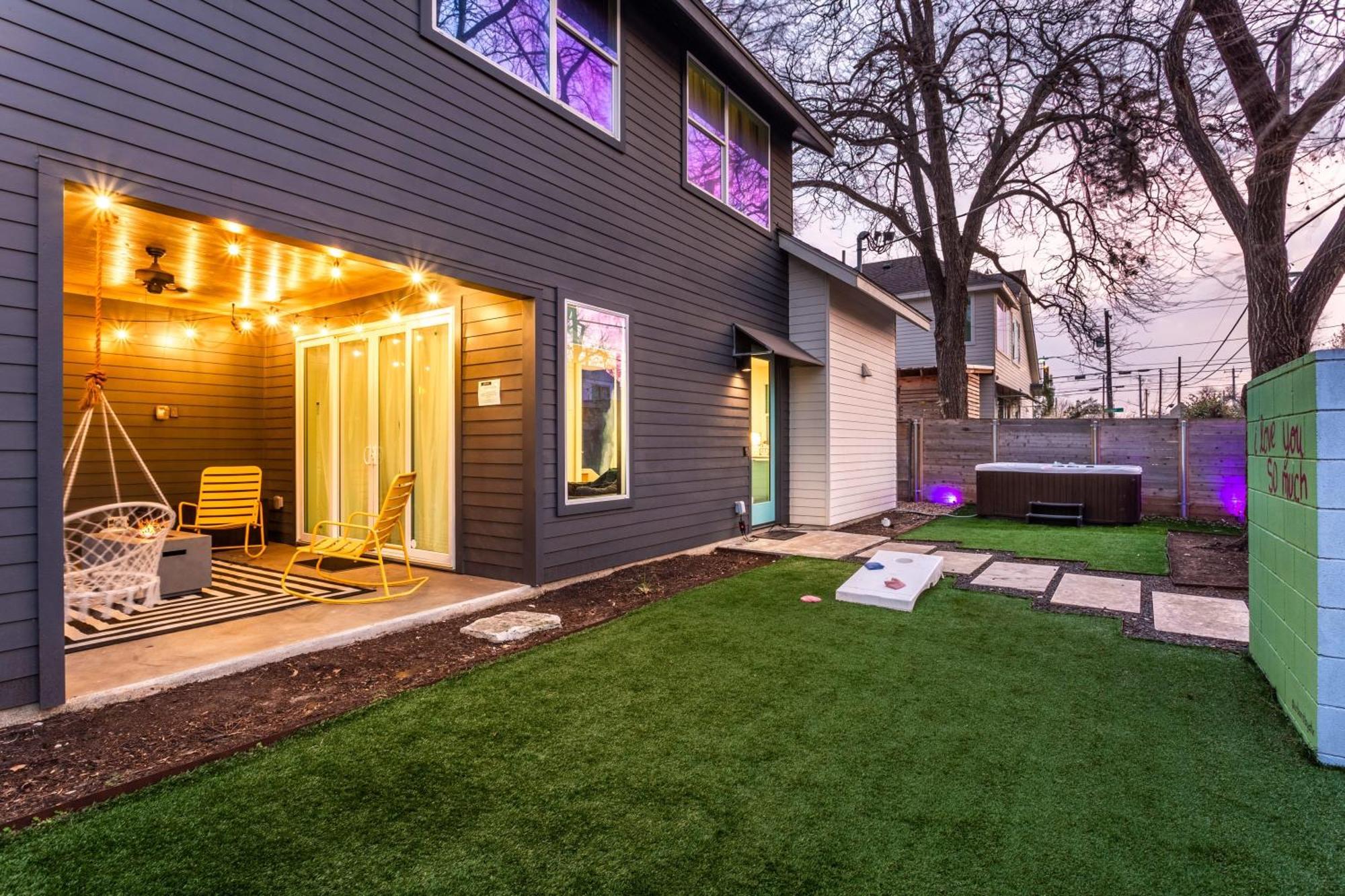 Rainey St - 6min Walk - 6th St - 3min Drive Holiday home Austin