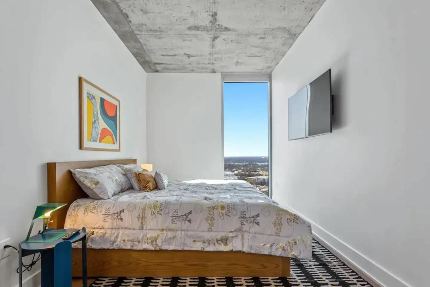 Holiday home Modern 1br On Rainey St With Pool And Views
