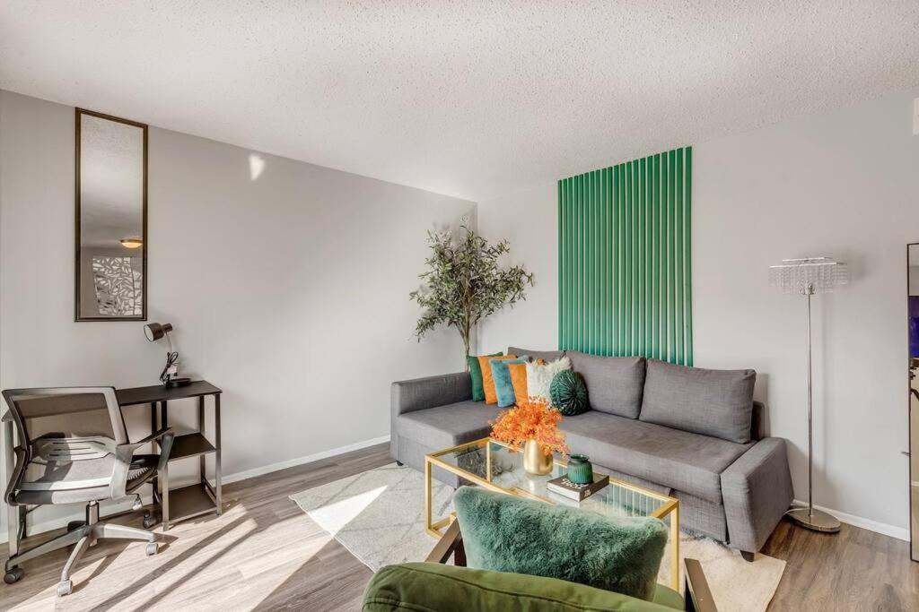 5 Min To Downtown 2bed 2bath 5 Star Location Apartment Austin