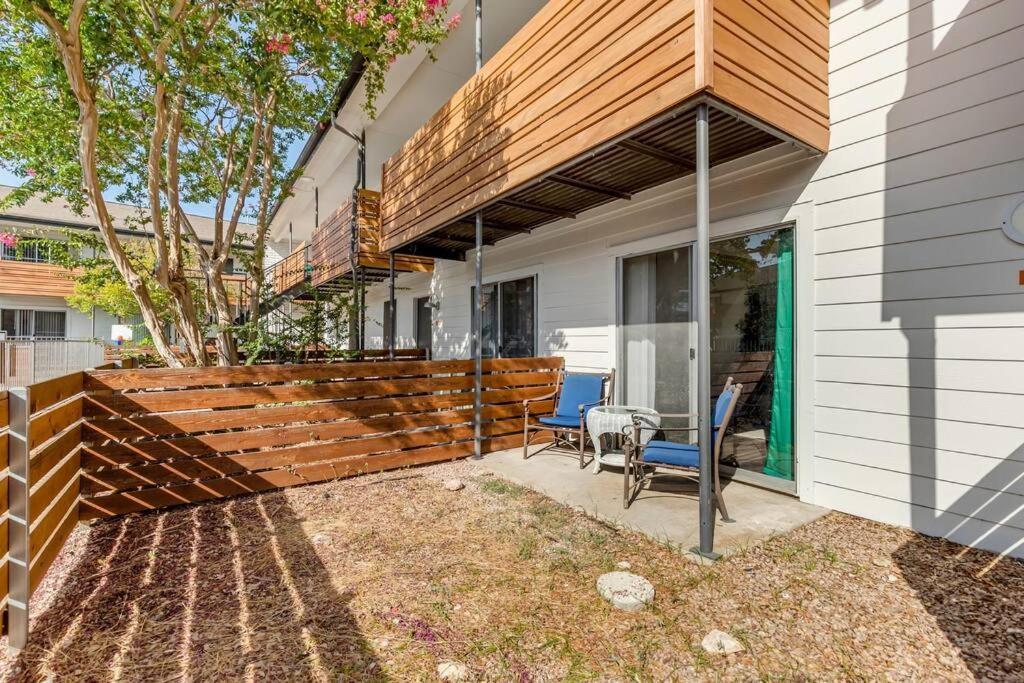 Apartment 5 Min To Downtown 2bed 2bath 5 Star Location