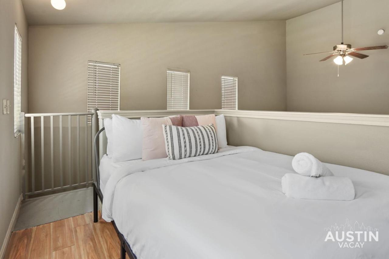 Apartment Dual Apts In Downtown Perfect For Groups