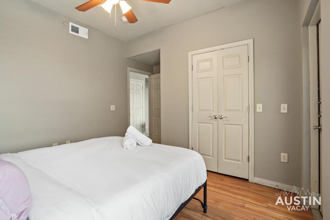 Dual Apts In Downtown Perfect For Groups Apartment *