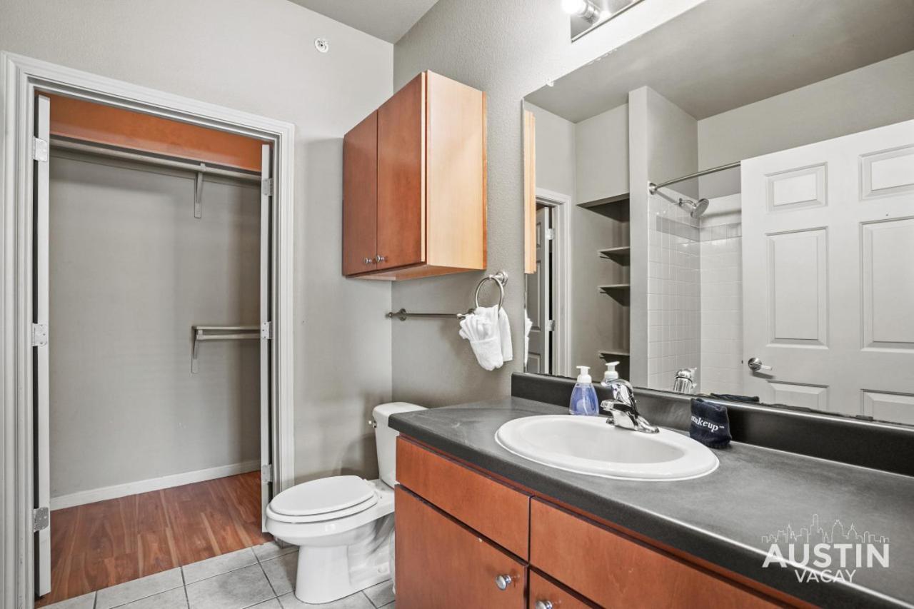 Spacious Downtown Retreat For Large Groups *