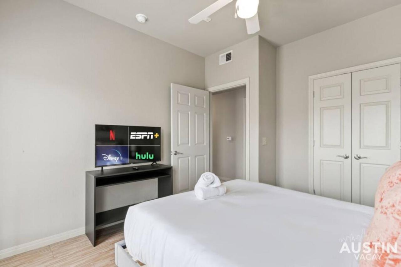 Apartment Dual Apts In Downtown Perfect For Groups Austin