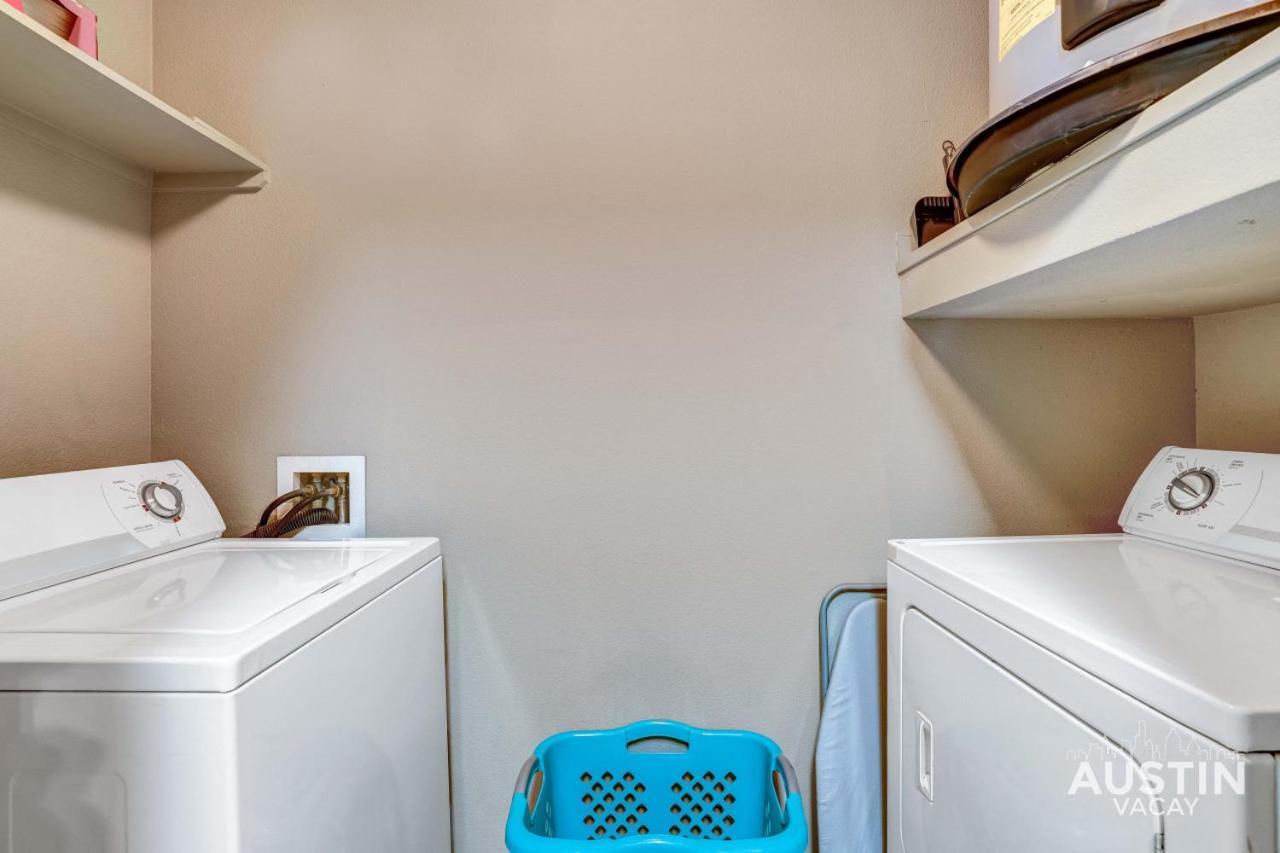 Prime Location Modern Comfort Sleeps Up To 16 * Austin