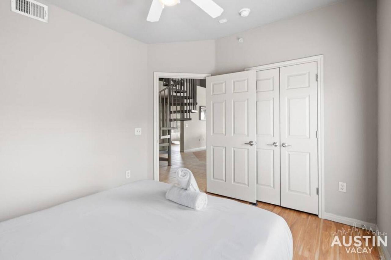 Spacious Downtown Retreat For Large Groups Apartment