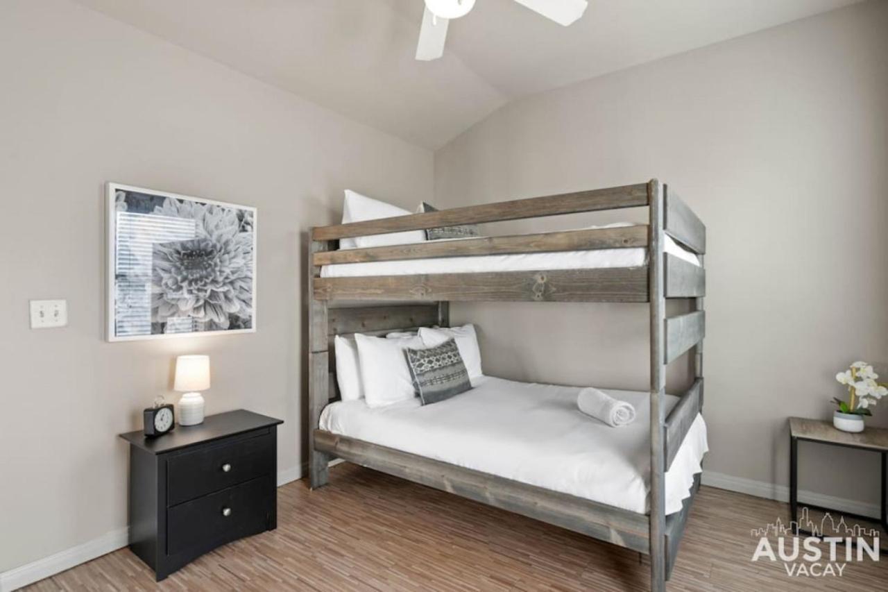 Apartment Dual Apts In Downtown Perfect For Groups *