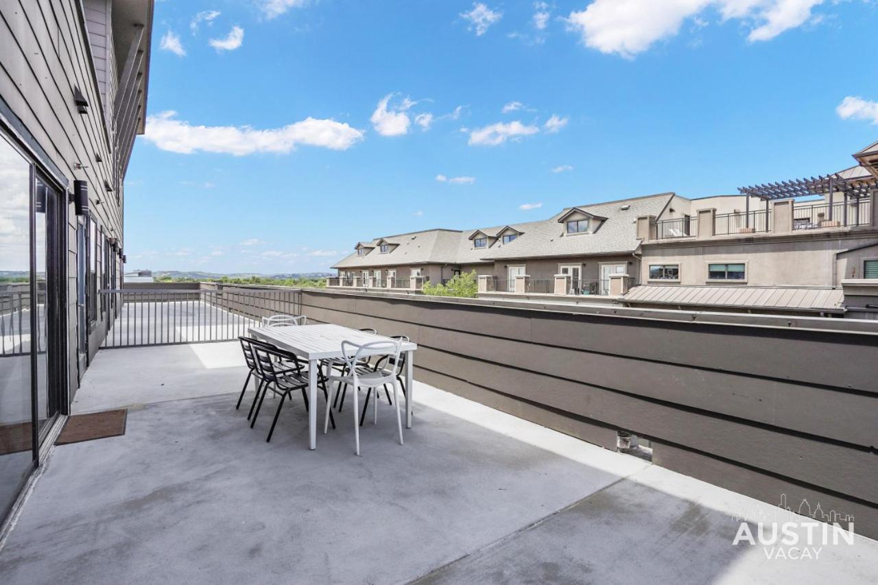 Apartment Spacious Downtown Retreat For Large Groups