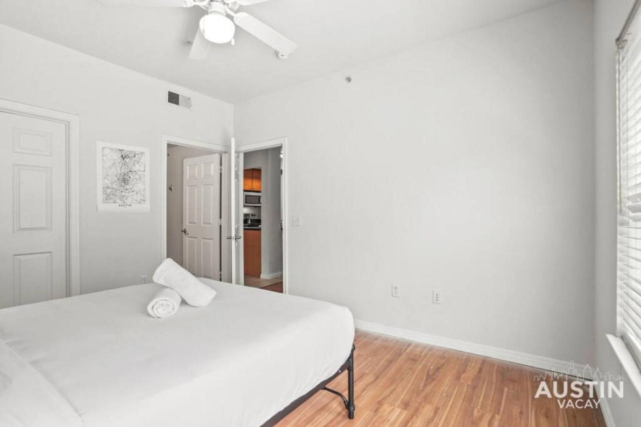 Prime Location Modern Comfort Sleeps Up To 16 Apartment *