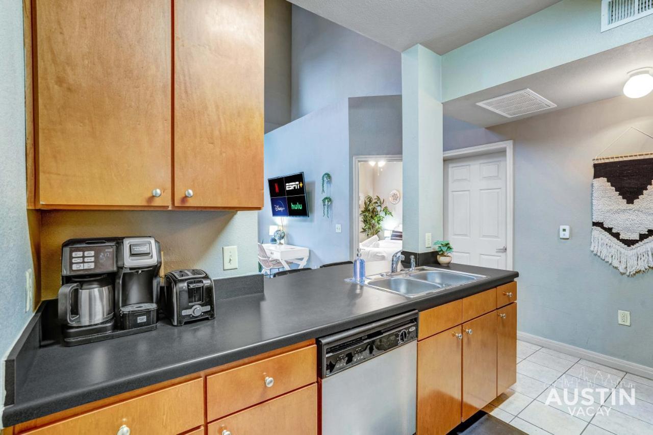 Prime Location Modern Comfort Sleeps Up To 16 * Austin
