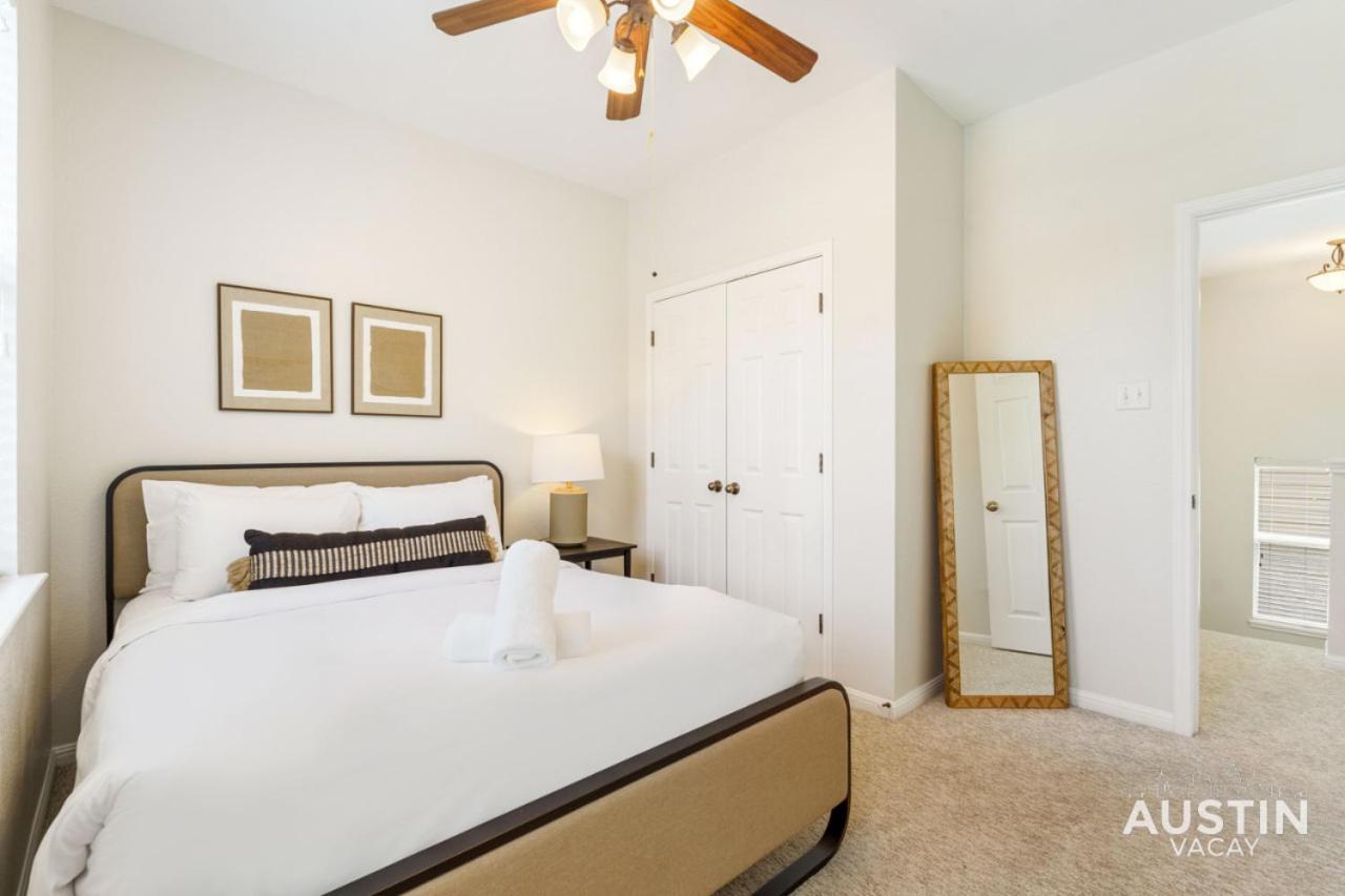 Holiday home Perfect Location W Free Prkg And Cozy Beds