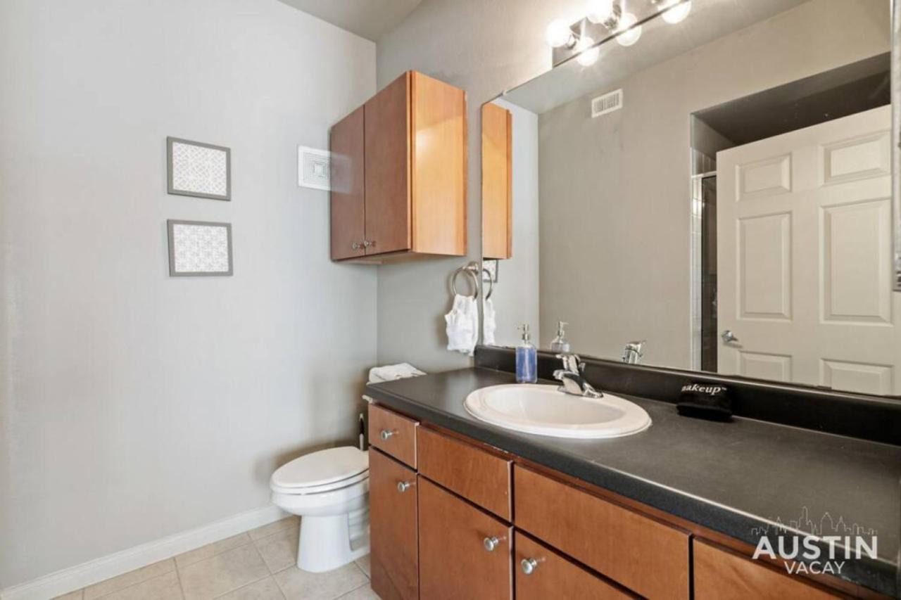 Apartment Spacious Downtown Retreat For Large Groups Austin