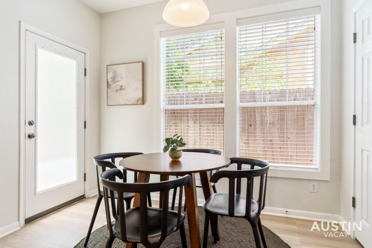 Holiday home Perfect Location W Free Prkg And Cozy Beds Austin